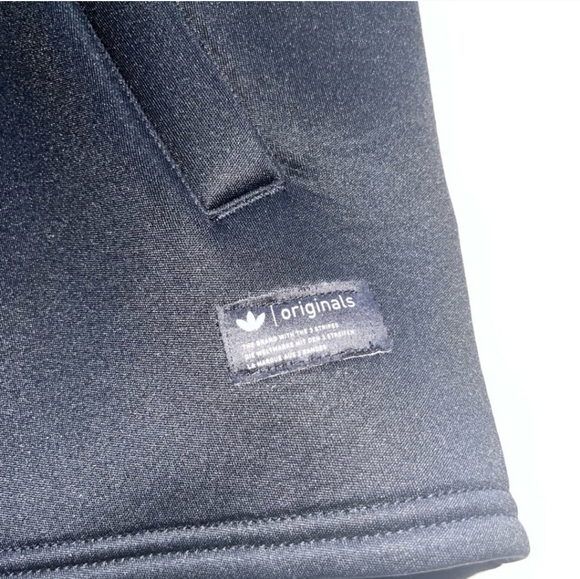 Unisex Adidas black jacket - Picture 4 of 5